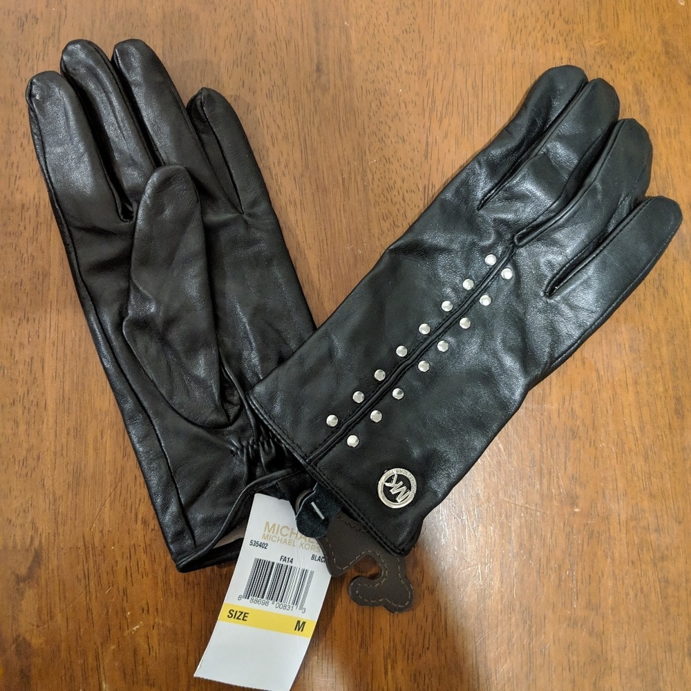 NWT Michael Kors leather gloves